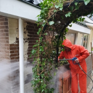 Verflaag gevel verwijderen gevel reiniging woning Bloemendaal December 2020