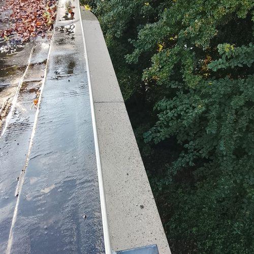 Reinigen en hydrofoberen betonnen dakranden Bergermeer Alkmaar oktober 2026