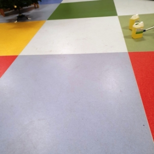 Periodiek vloeronderhoud kinderdagverblijf Heerhugowaard December 2019