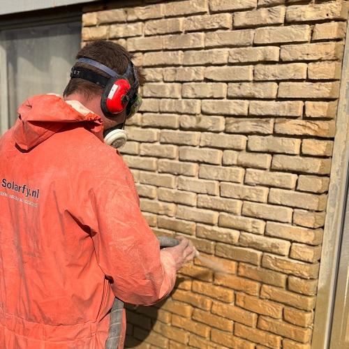 Renoveren gevel vakantiewoning De Koog, Texel maart 2025 